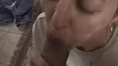Một trẻ đẹp lesbian chị phim sec hai me con dit nhau cô ấy người bạn với một strapon