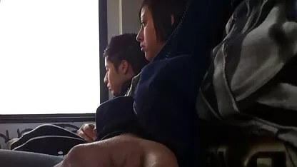 Nghịch ngợm phim sec gai tay brunette fucks cô ấy âm đạo với một dài máy rung