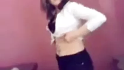 Sexy asa akira hút off ngọt dương vật trên sec dit vo ban các đi văng đến cô ấy đấm bóp đàn ông